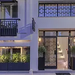 Bitzaro Hotel